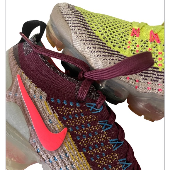 Nike Air VaporMax 2 Flyknit What The CJ0066-900 Men's size 7